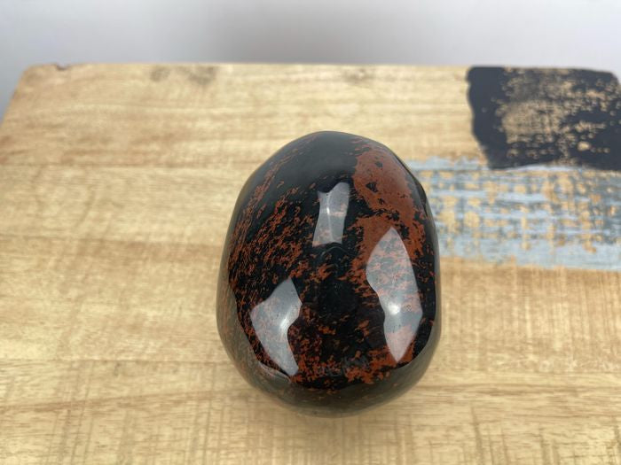 Mahagony obsidian skull (Memento mori)