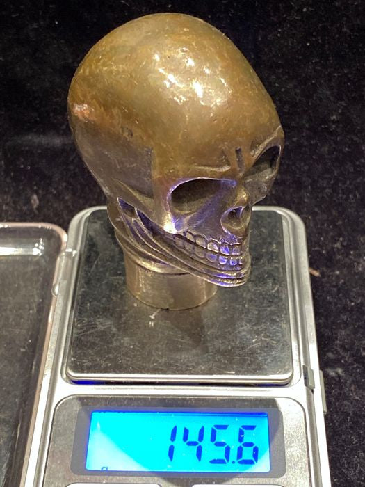 Bronze skull cane grip “memento morí”