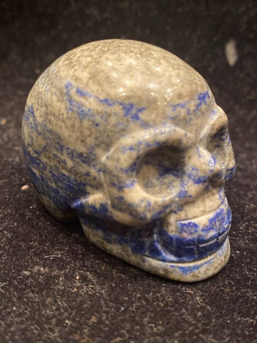 Beautiful and big lapis lazuli stone