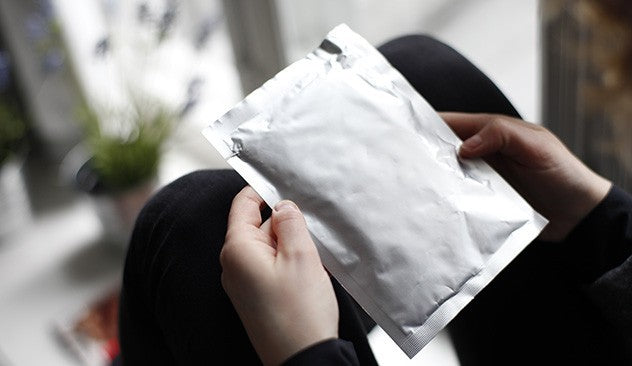 Silkebløde fødder med et sæt fodposer