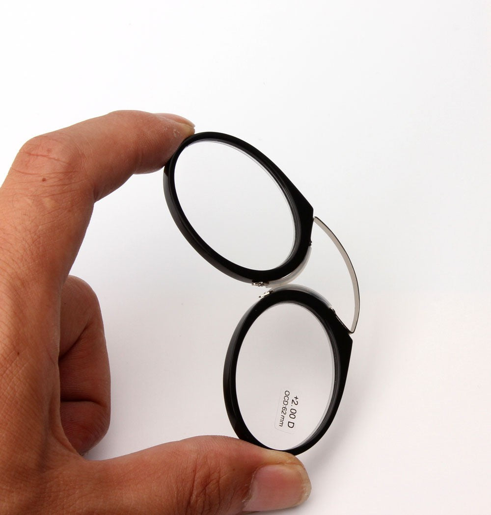 Næsebrille med hylster i assorterede design