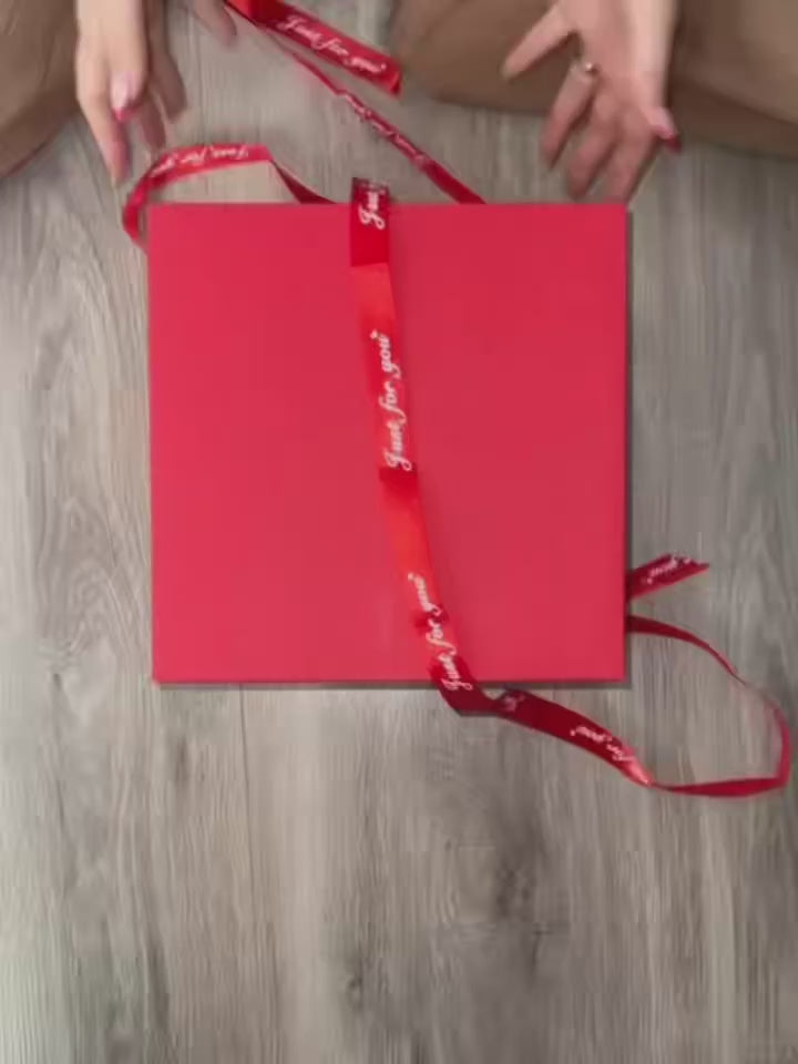 Et sæt overraskelses gaveæsker med låg (Se video)