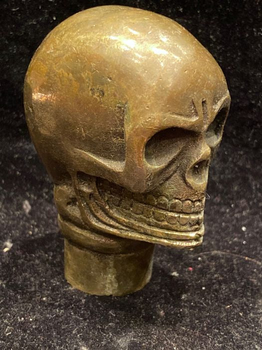 Bronze skull cane grip “memento morí”