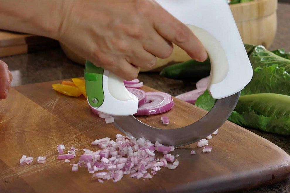 Bolo - den rullende kniv - perfekt til hurtig madlavning