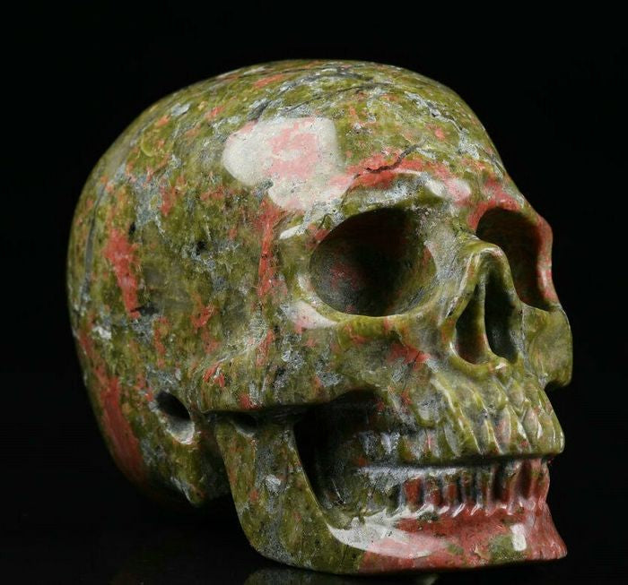 2 Very Beautiful Realistic Carving Skull