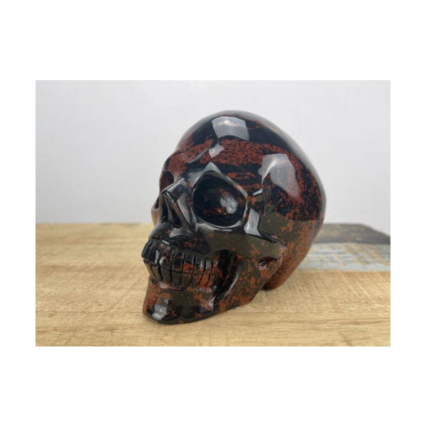 Mahagony obsidian skull (Memento mori)